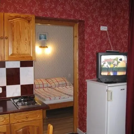 Andrea Apartmanhaz * Балатонлелле